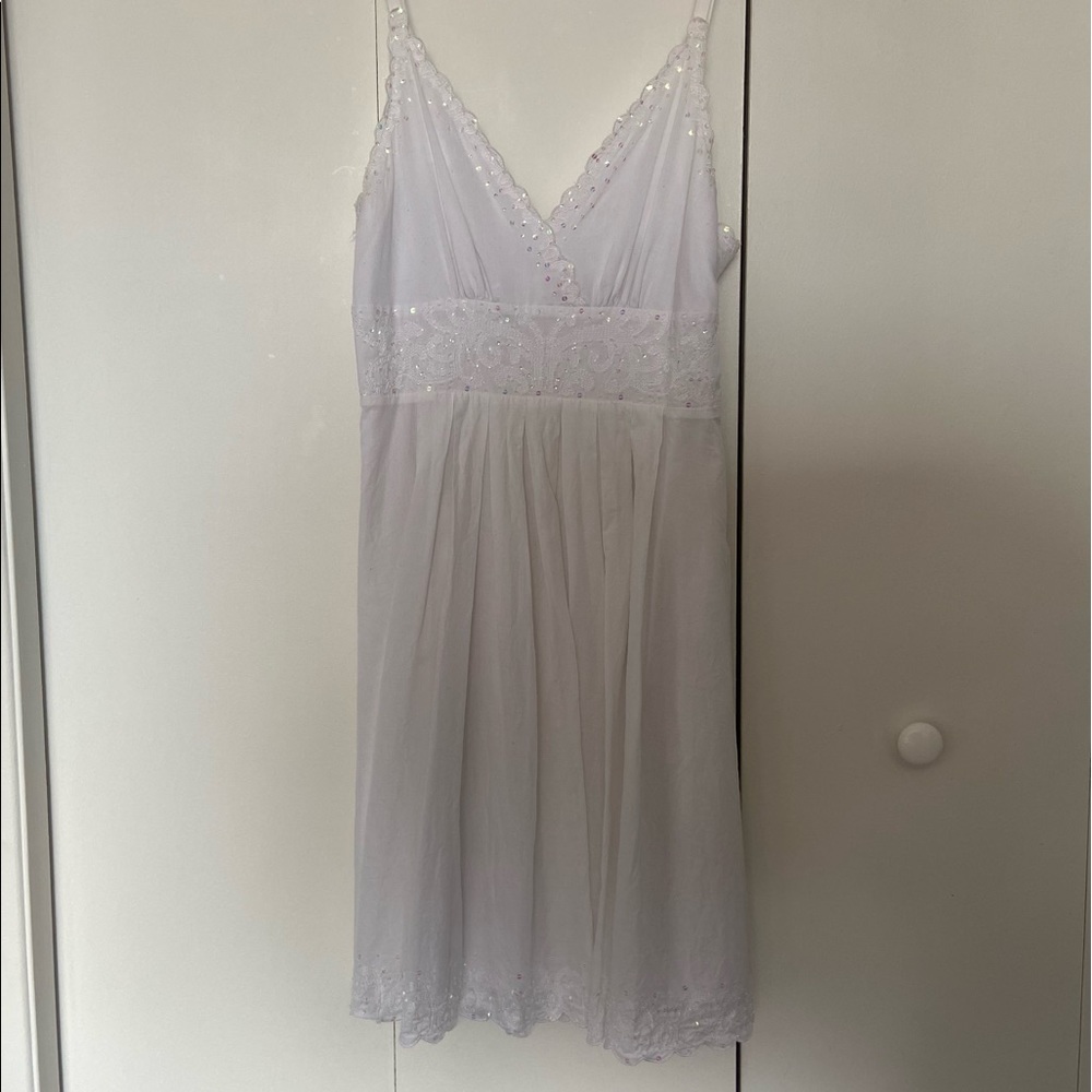 Vintage Guess White Y2K Dress
